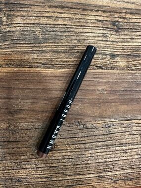 Bobbi Brown eyeshadow pencil — bronze shade